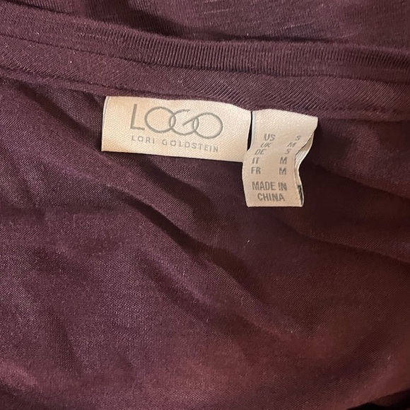 LOGO by Lori Goldstein Long Sleeved Tunic W/ Pockets and Asymmetrical Hemlines! - Picture 4 of 9